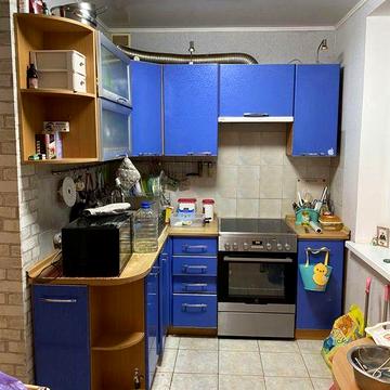Продам 4-х комн. квартиру на пр.Победы