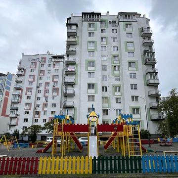 Продається 2к кв. 67.3 м². Національної Гвардії. Центр. Парк. Озеро ЖК Паркове містечко