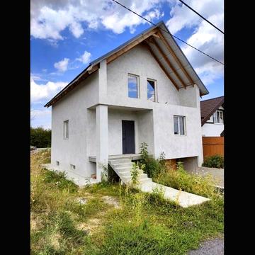 Волинська вул.