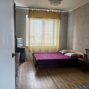 Простора 1к вартира, Алматинська, 39а