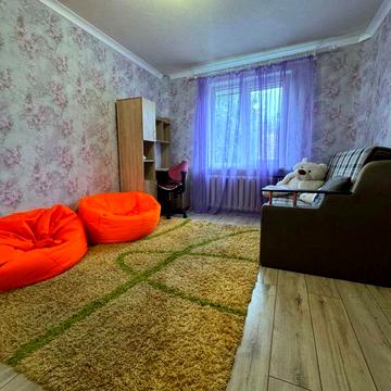 Сдам 2 ком.кв. Ж/м Приднепровск 9000грн.