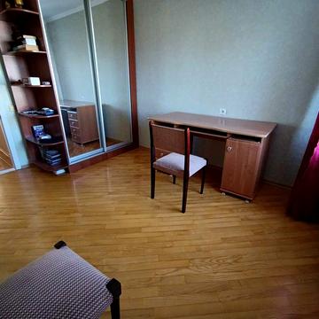Продам 3-кімнатну квартиру на Космосі