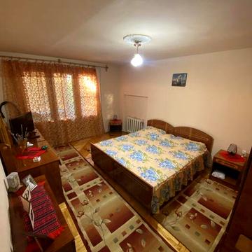 Продам 4х кімнатну квартиру в Берегові