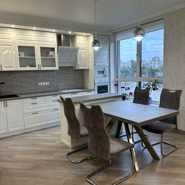 Продаж 3-х кімнатної квартири ЖК Варшавський квартал+комора на поверсі ЖК Варшавський квартал