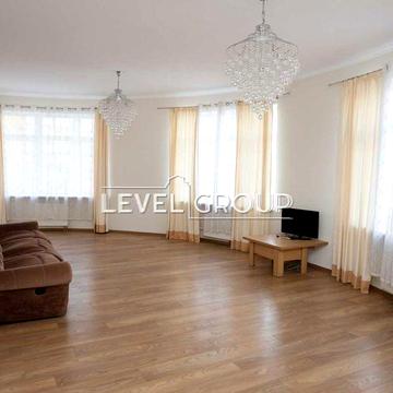 Без%  3-х кімнатна квартира на вул. Євгена Коновальця 36в, Печерськ