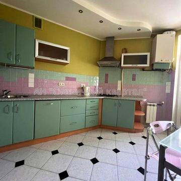 Продаж, 1-кімн, цегляний буд, вул. Окіпної, 4А, м. Лівобережна