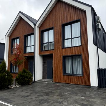 Приозерна вул.