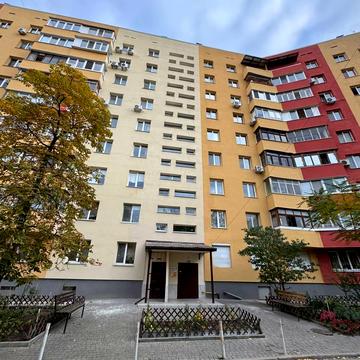 Метробудівська вул., 4