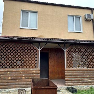 Будинок у Шевченківсьому районі