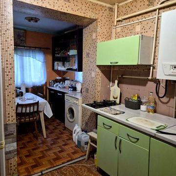 Продаж 3-кімн. квартири на Заньковецької