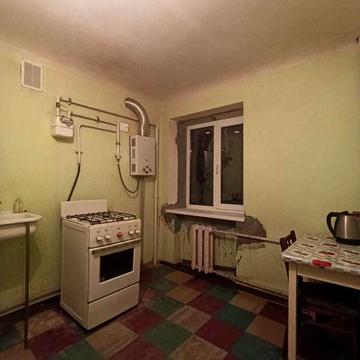 Продам 1 кімнатну квартиру в цегляному будинку!