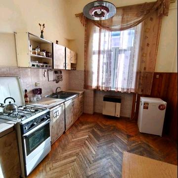 Продаж 4к Квартира Садовського Миколи вулиця