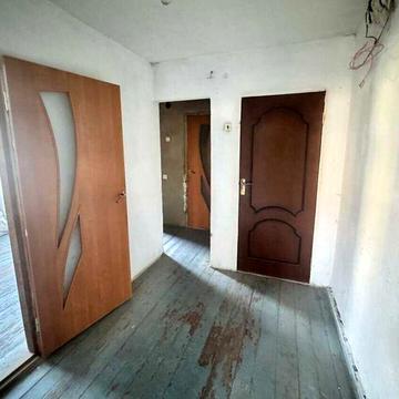 Продається двокімнатна квартира в Гнівані