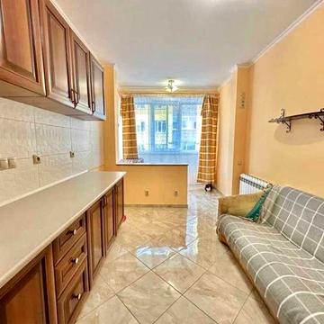 Однокімнатна з ремонтом 40 м2, газ! Програми - так!