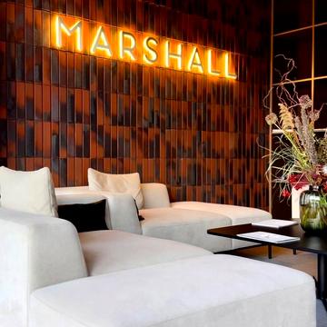 Набережна Перемоги вул., 128