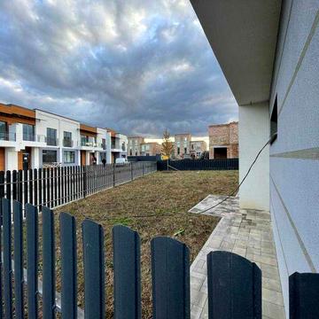 Продаж, розтермінування дуплекса у селі Вовчинці