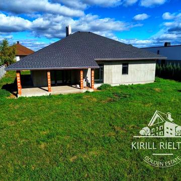 В коттеджном городке «Золотые Ключи» на закрытой улице продается дом