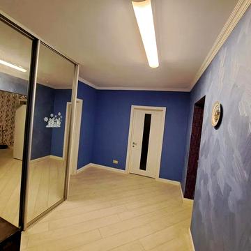 Автозаводська вул., 43