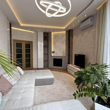 Добровольців вул. (Маршала Говорова), 8