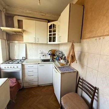 Ореста Левицького вул. (Академіка Курчатова), 25/37