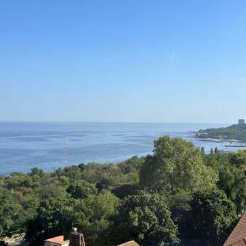 2-кімнатна квартира в Преміальному будинку ЖК Мерседес з видом на море