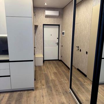 Квартира студія з ремонтом в Приморському районі