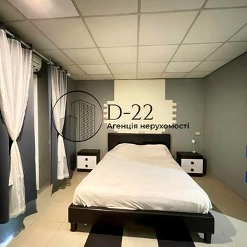 Ревуцького вул., 7