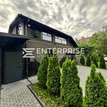 Продаж будинку з ремонтом в Подільському районі Виноградарь