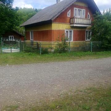 Продається житловий будинок в Карпатах.