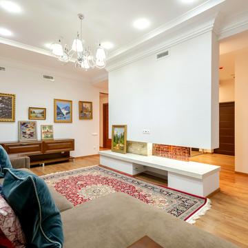 Андрія Верхогляда вул. (Михайла Драгомирова), 3
