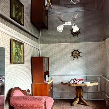 Набережна, 14