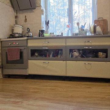 2 кімн. квартира, лівий берег, біля ринку