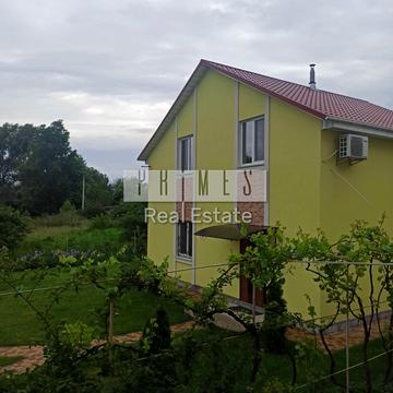 Вишнева вул.
