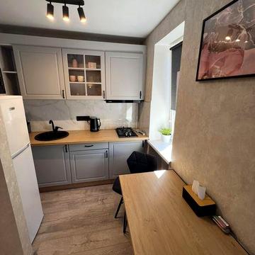 Студийная на Адмиральском