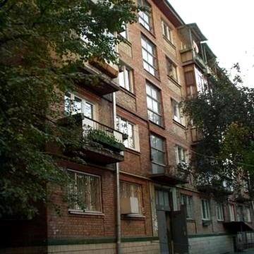 Кудрявська вул., 27-29