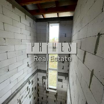 Дніпровська вул.