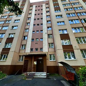 Продаж 2-кімнатної квартири  (м. Рівне, вул. В. Магеля 3 ( Ювілейна)