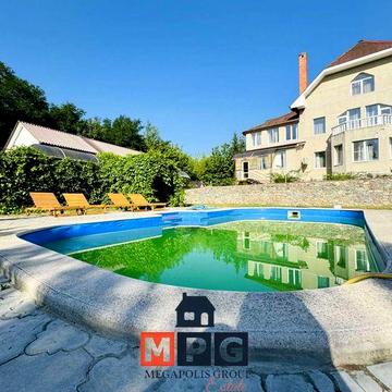 Продаж чудового будинку Родичи Алексеевка