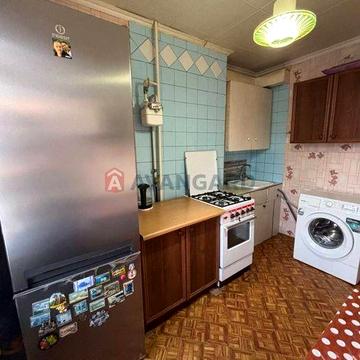 Продам 2-кімнатну на вул. Калинова, 83