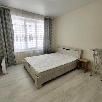 Орендна світлої 1-к квартири, ЖК Петрівський квартал, Європейка