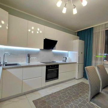 БЕЗ% продам 2к квартиру 69м2 Варшавський Мікрорайон 5 поверх Ретровіль ЖК Варшавський Мікрорайон