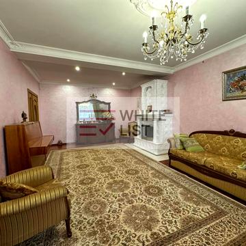 Романа Шухевича вул. (Дубинська), 12