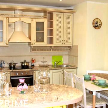 Феодосійська вул., 1-А