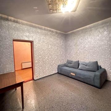 Продаж двокімнатної квартири біля Дитячої обласної лікарні в м. Кропив