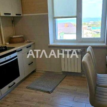 Продам 4-х комнатную квартиру  с евроремонтом  в Коблево.