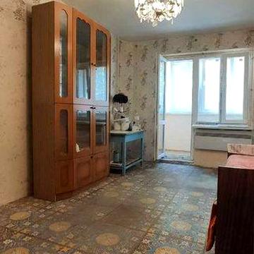 Продам 1 к.квартиру на Высоцкого-Баиса 2й этаж 36кв.м.