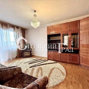 Червоної Калини просп. (Володимира Маяковського), 30