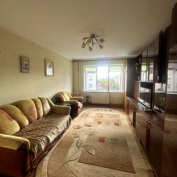 Продаж 3к квартири з індивідуальним опаленням біля Велесу.Зручний пов.