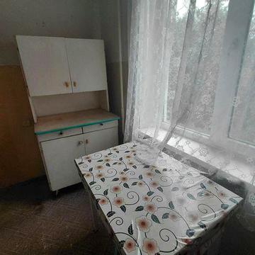 Продаж 1 кім кв Космос 3 поверх