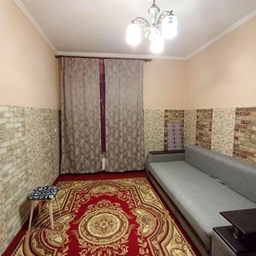 Колонтаївська вул., 18